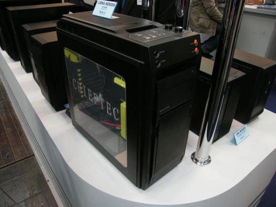 [CeBIT 2012] Passage �clair chez Chieftec