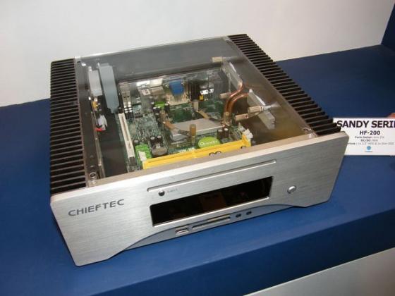 [CeBIT 2012] Passage �clair chez Chieftec