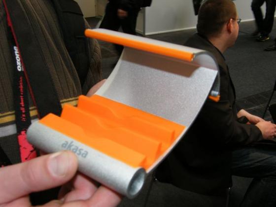 [CeBIT 2012] Des accessoires � la pelle chez Akasa, avec du lourd !