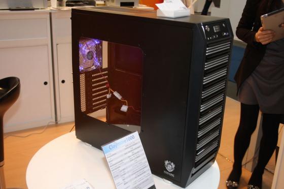 [CeBIT 2012] Claymore 300, 1000, des boitiers int�ressants