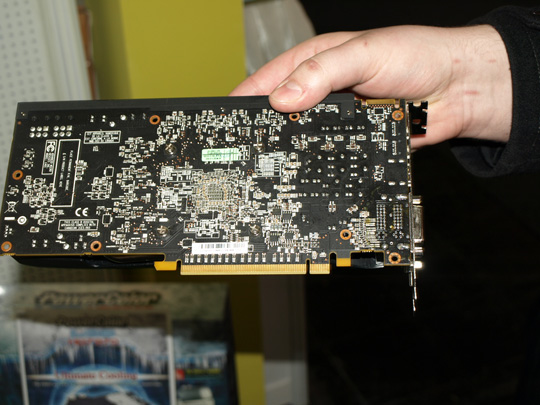 [CeBIT 2012] Encore de tr�s belles cartes Powercolor