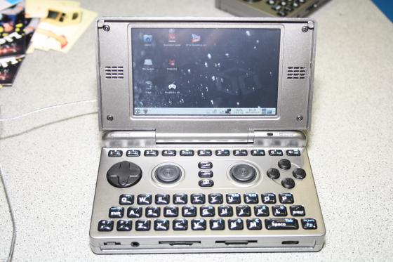 [GC 2012] OpenPandora, une console portable... Open Source