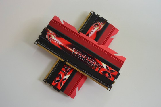 ddr3 g skill trident x 2933 mhz overcloking 3300 mhz air-cooling