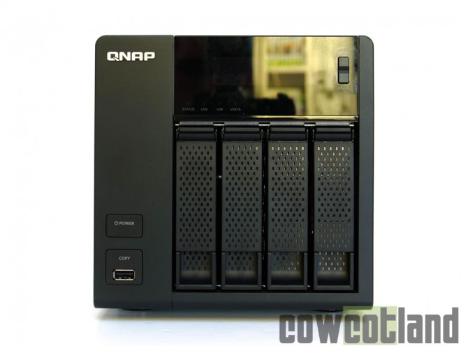 cowcotland test nas qnap ts-421