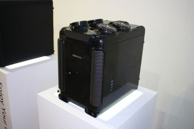 computex-2014 deepcool boitier steam-castle aio