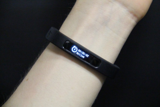 gamescom-2014 razer nabu bracelet connecte