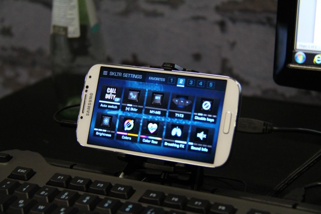 gc-2014 roccat clavier skeltr grid souris nyth