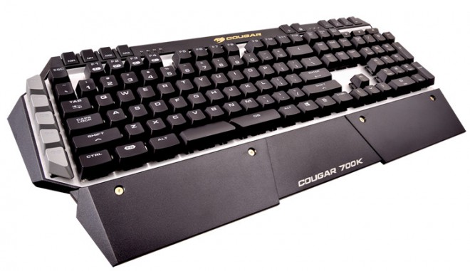 clavier cougar 700k arrive