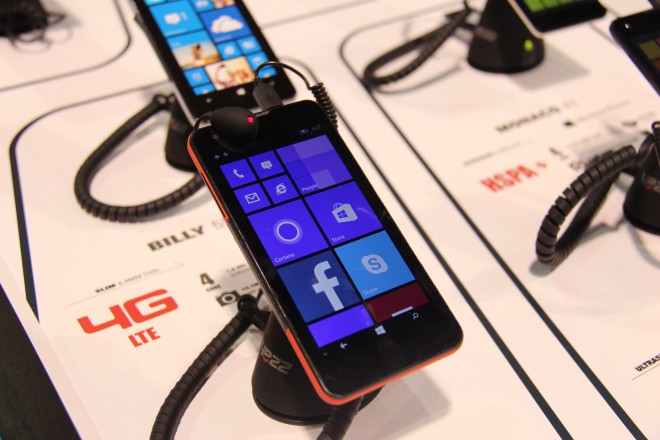 ces-2015 telephone yezz windows-phone android firefox foxy andy-s billy-s