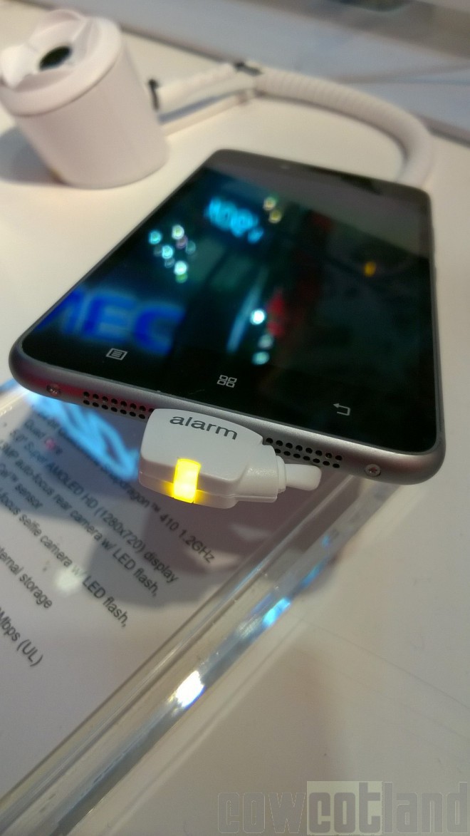 mwc 2015 lenovo s90 air iphone 6
