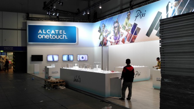 ifa 2015 alcatel one touch xess tablette 17 3 maison