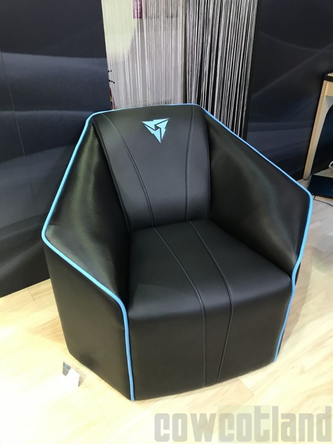 computex aerocool roi chaise gaming sofa gaming