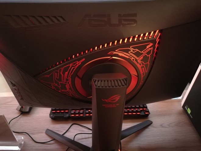 ASUS ROG PG27VQ