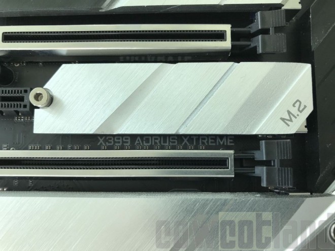 carte mère GIGABYTE X399 Xtreme computex-2018