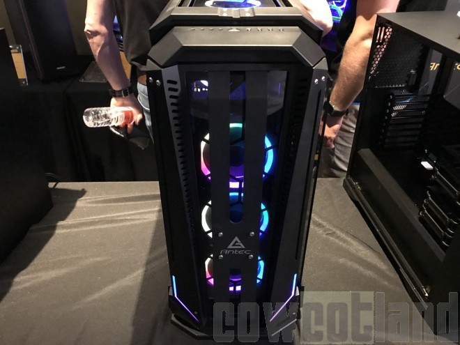 computex2018 boitier antec krypton