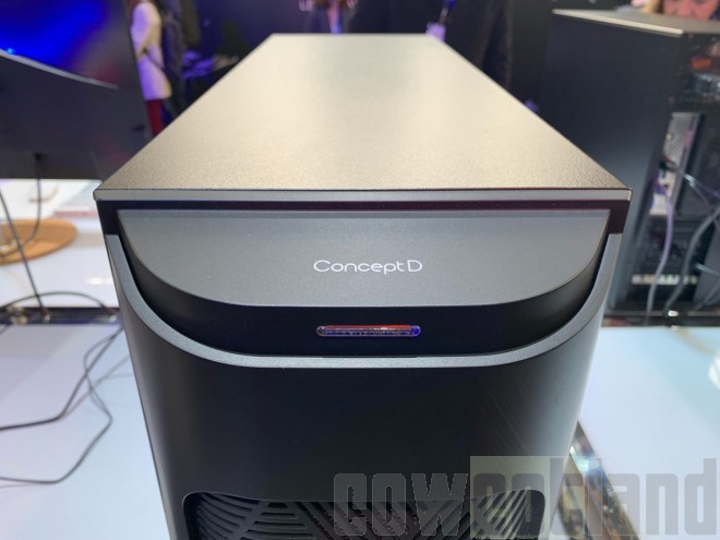 Acer ConceptD900