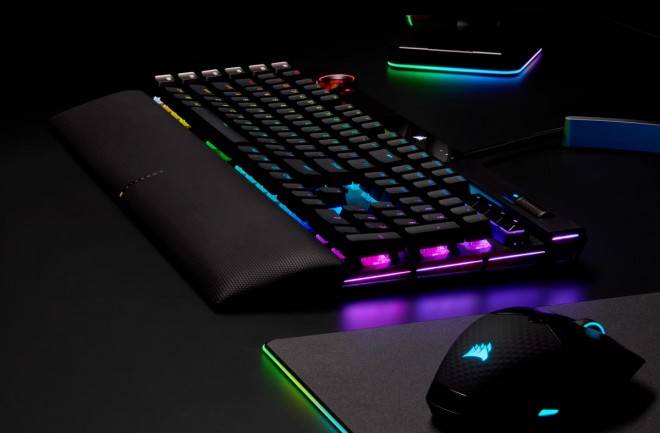 CORSAIR annonce et lance son nouveau clavier Gamer K100 RGB