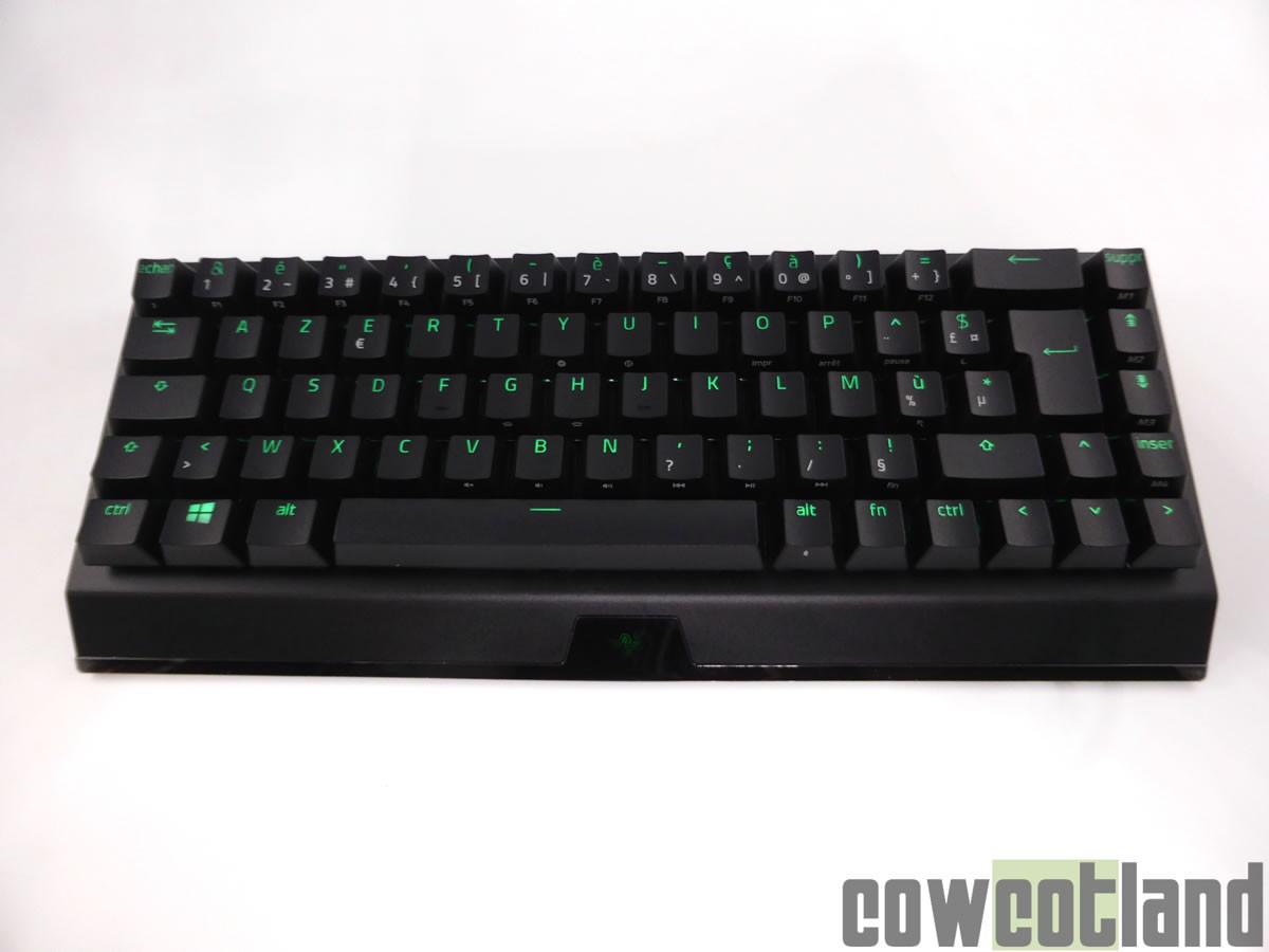 [Cowcotland] Test clavier mécanique Razer BlackWidow V3 Mini, un clavier très compact et sans fil