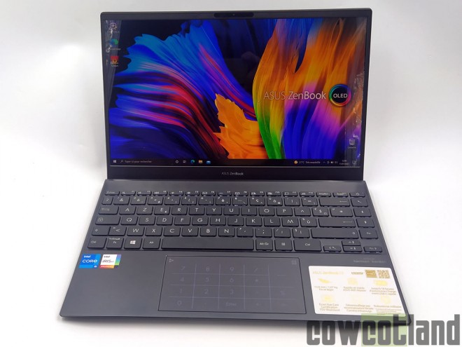 Test ASUS Zenbook13 OLED UX325 cowcotland