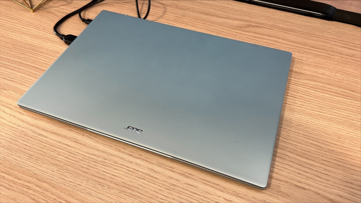 A la découverte de l'Acer Swift Edge, un portable avec un écran OLED de 16 pouces