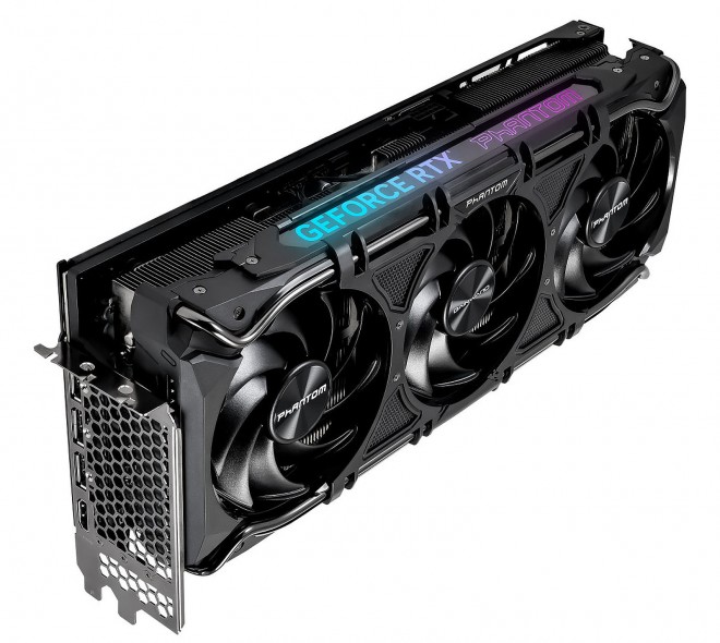 La Gainward GeForce RTX 4080 Phantom de nouveau disponible à 1322.96 euros