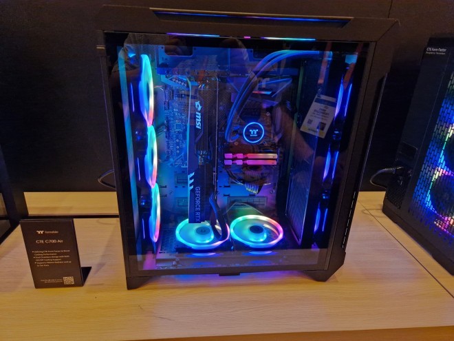 ces2013 boitiers thermaltake