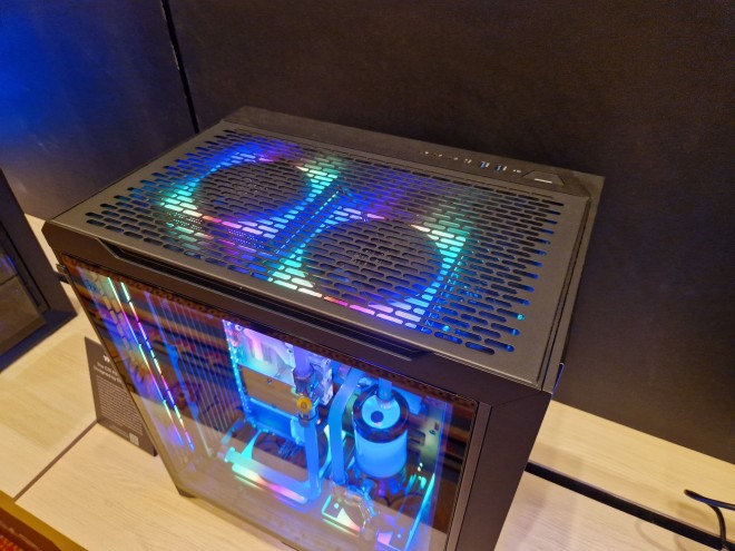 ces2013 boitiers thermaltake