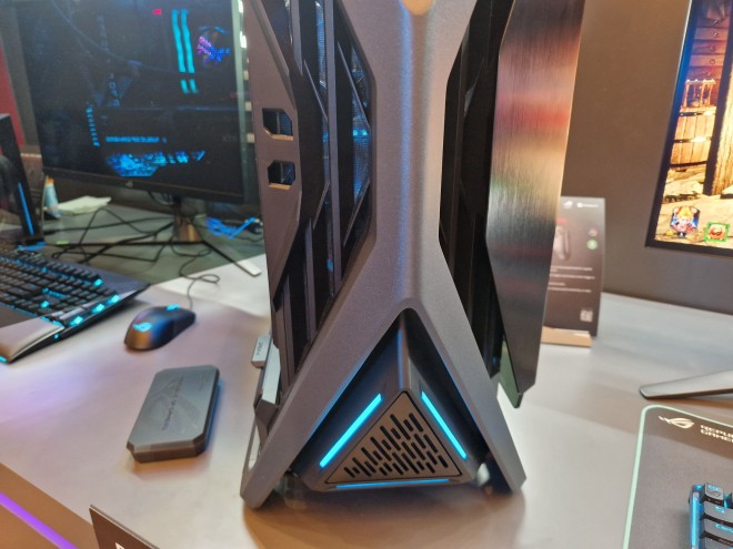 CES2023 ASUS ROG Hyperion