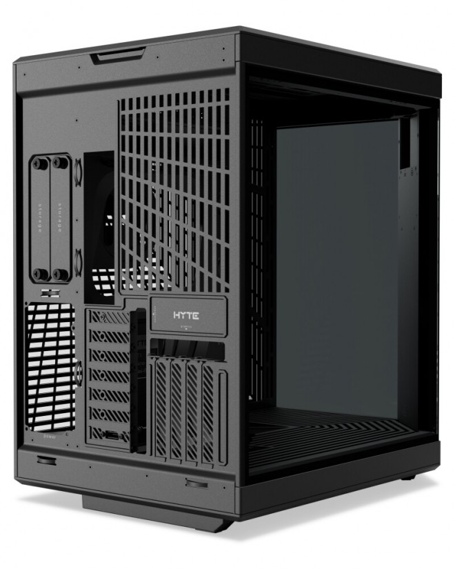 hyte y70-touch