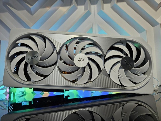 GIGABYTE