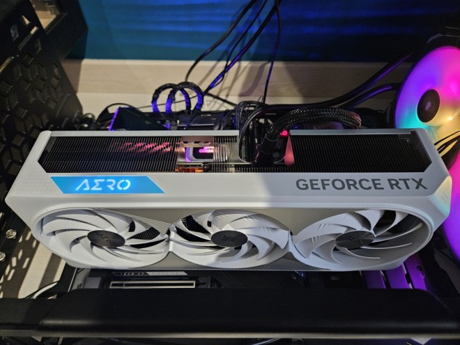 GIGABYTE
