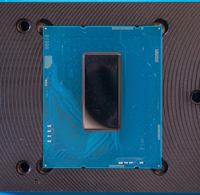 Intel Core i9-14900KS Delidded, - 10°C, mais quand même 75 °C en Burn