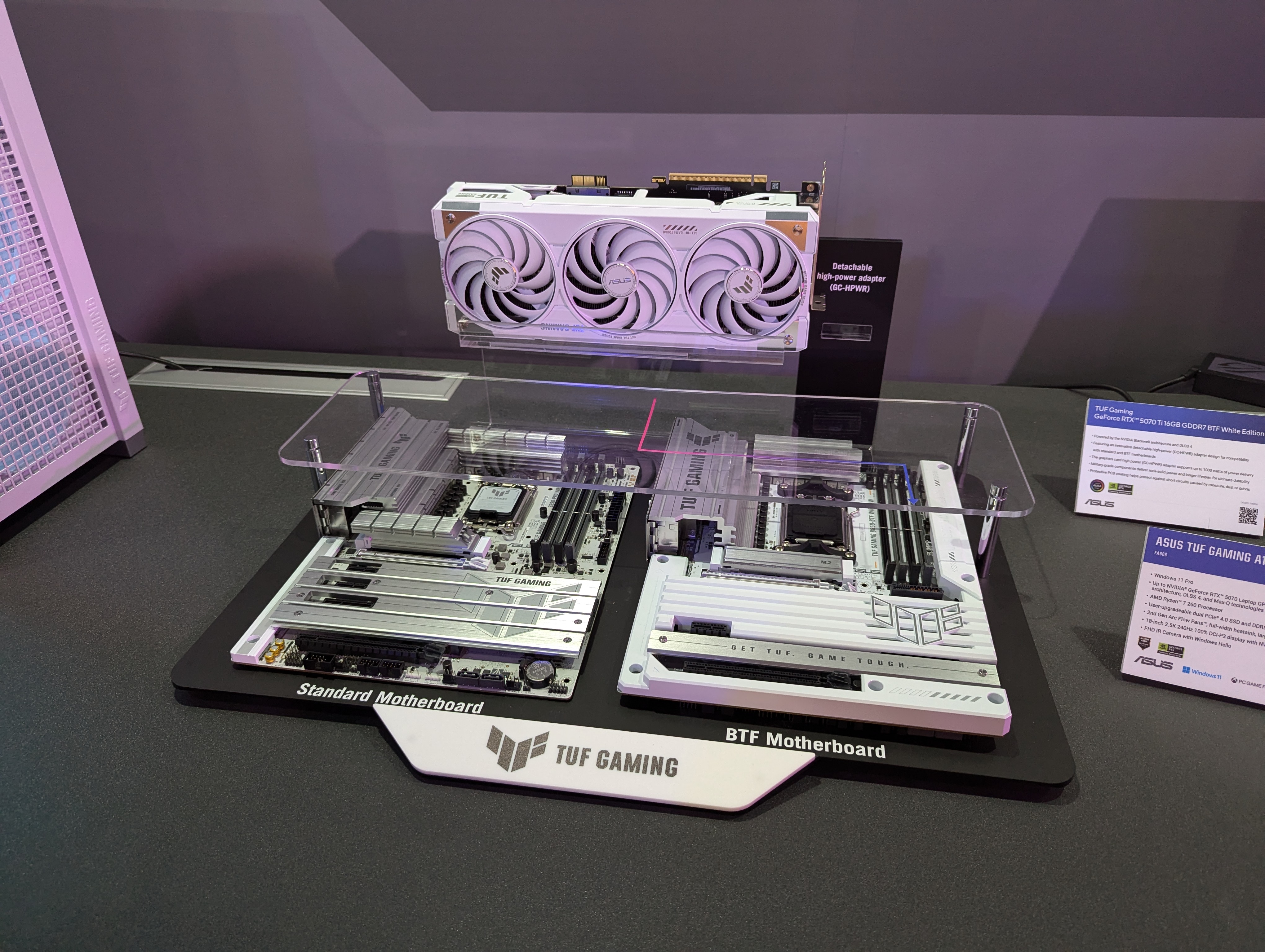 Computex 2025 : ASUS dévoile deux nouvelles cartes mères Hero au format BTF