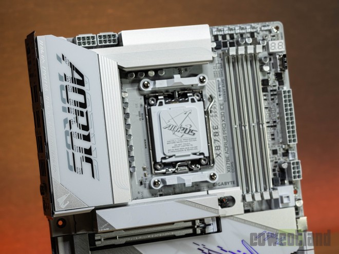 Gigabyte X870E AORUS PRO X3D ICE