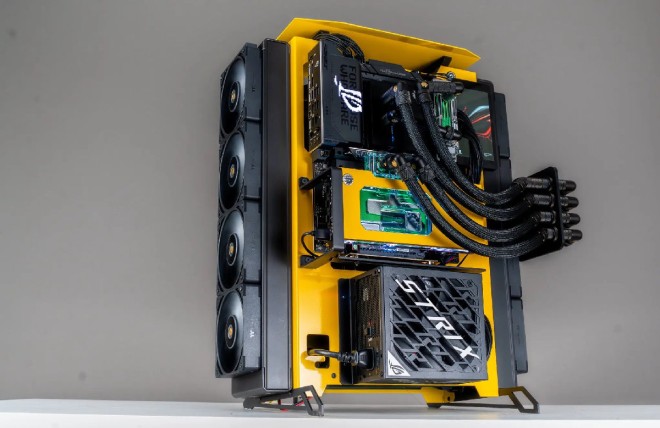 Les montages du dimanche, Saison 2 : Bee par PC Werkz