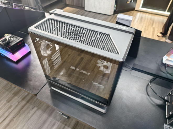 MSI VIXTA 300R