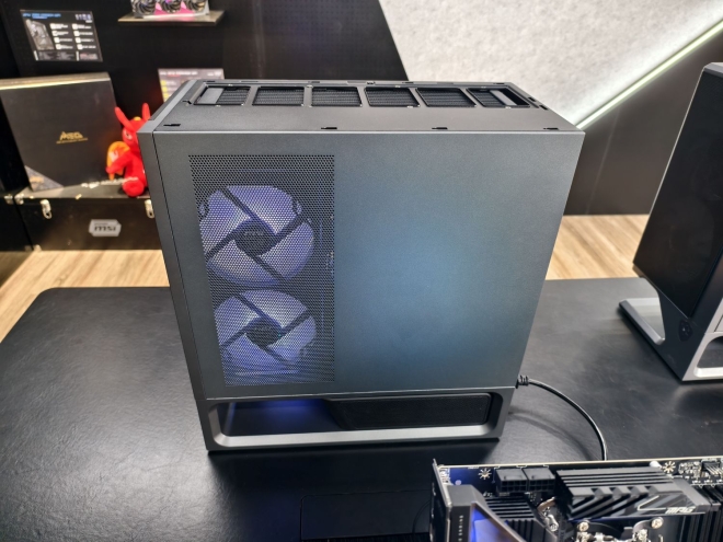 MSI VIXTA 300R