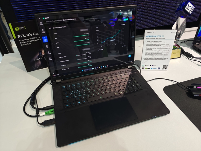 AORUS Master 16