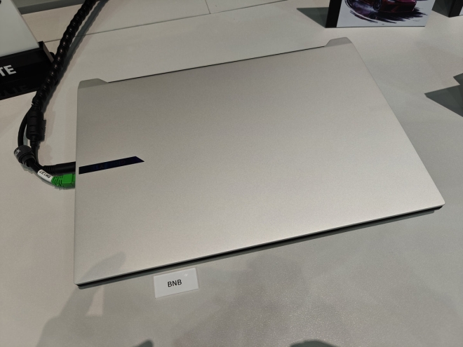 Gigabyte Aero X16 Copilot+ PC