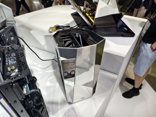 InWin