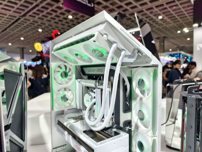 InWin