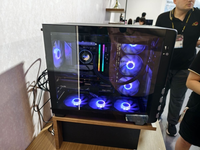 InWin