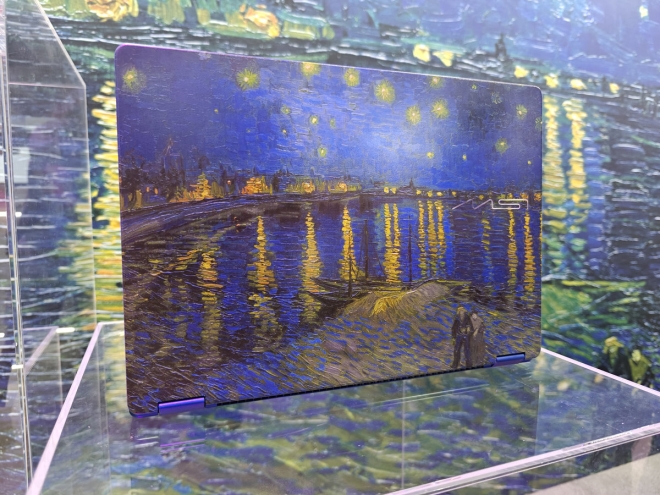 MSI Prestige 14 Flip AI+ Vincent van Gogh Edition