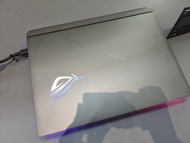 rog strix G16