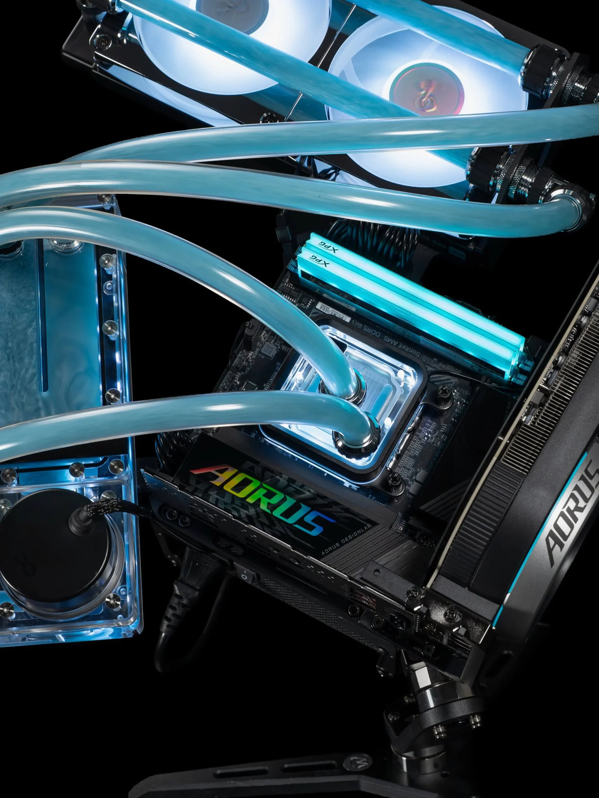 Le mod du mercredi : Infinity x Creativity, le watercooling en apesanteur