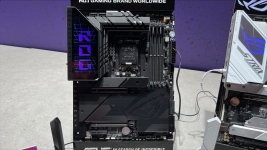 Cliquez pour agrandir Guide : montage du boitier Fanless Maxwell Pro Plus d'AKASA