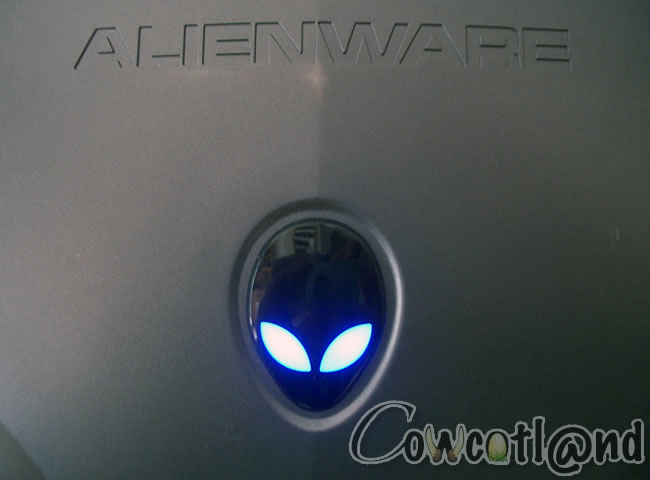 Alienware Area-51m 7700 - Petit Alien