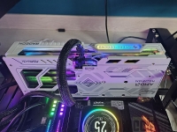 Cliquez pour agrandir Test ASRock Radeon RX 9060 XT Steel Legend : un peu de Legend pour la RX 9060 XT !