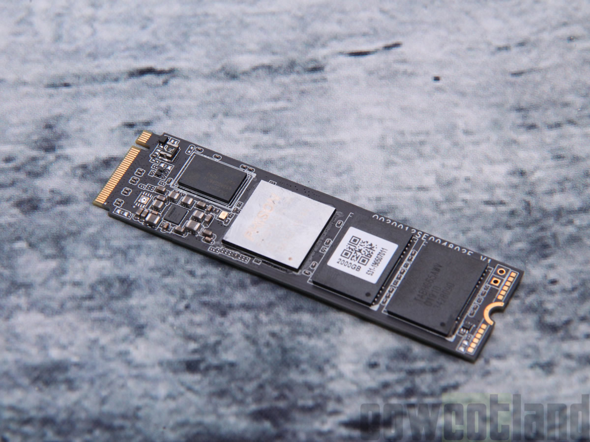 Image 39609, galerie Test SSD AORUS NVME Gen4 2 To