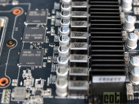 Cliquez pour agrandir Wizerty OC : carte graphique ASUS GTX 980 Strix